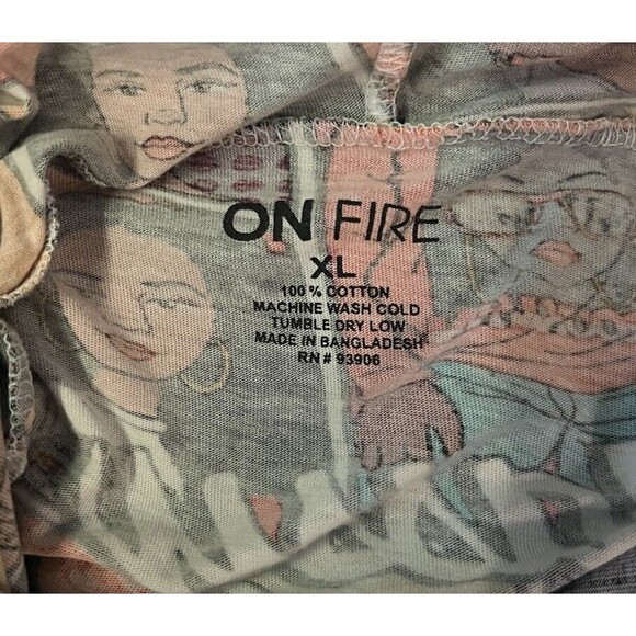 On Fire Melanin Queen Comic Book Long Sleeve Hooded Tee Shirt XL - Picture 3 of 3